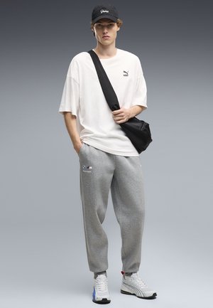 Puma, BMW M MOTORSPORT ESSENTIALS FLEECEHOSE - Pantaloni sportivi - medium gray heather