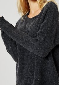 DreiMaster Stickad tröja - dark grey