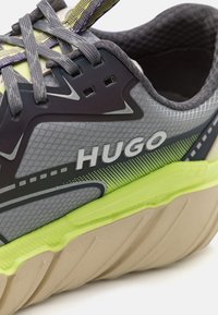 HUGO XENO RUNN RFNYTH - Sneakers laag - silver three