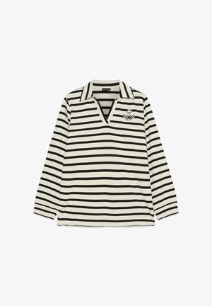 Biały top z długim rękawem z czarnymi poziomymi paskami, z otwartym kołnierzykiem i małym czarno-białym emblematem kotwicy na lewej piersi.