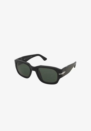 Gafas de sol negras con forma rectangular, lentes verdes y acabado mate. Presenta un acento plateado en la patilla y un diseño de marco resistente.