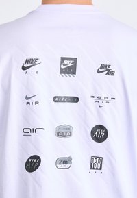 Thumbnail Image 8