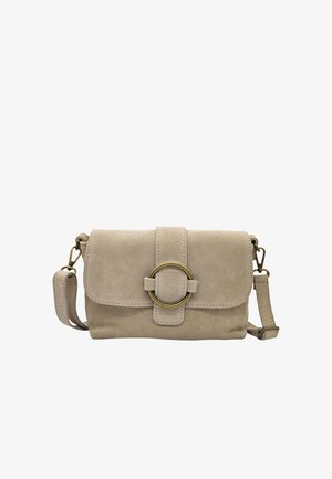 Sac bandoulière en daim beige avec rabat devant, boucle ronde en laiton et sangle d'épaule réglable avec fermoirs en laiton.