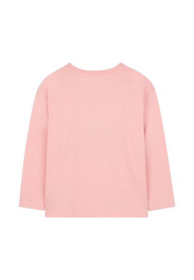 T-shirt à manches longues rose pâle à col rond posé à plat, montrant le dos avec un tissu simple et lisse, sans motifs ni logos visibles.