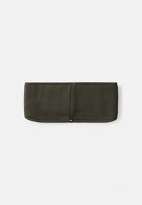 Fita de cabelo verde oliva feita de tecido suave, com uma textura lisa e bordas costuradas. Inclui uma pequena etiqueta com o logótipo de um lado.