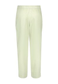 Pantalon en lin vert clair à coupe décontractée, doté d'une ceinture élastique et d'une longueur raccourcie. Texture lisse sans motifs visibles.