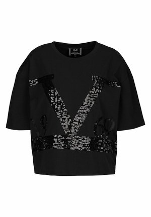 Mustapaitainen lyhythihainen toppi, joka on valmistettu puuvillasta ja jossa on kiiltävästä paljettikoristeesta muodostuva suuri 'V' -muoto edessä sekä koriste-elementtejä.