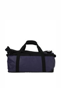 Violetti urheilukassi, jossa on mustat hihnat, pehmustettu kahva ja säädettävä olkahihna; valmistettu kestävästä materiaalista, jossa on sileä pinta.