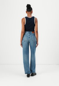 Tommy Hilfiger LANA RELAXED STRAIGHT - Straight leg jeans - blue denim