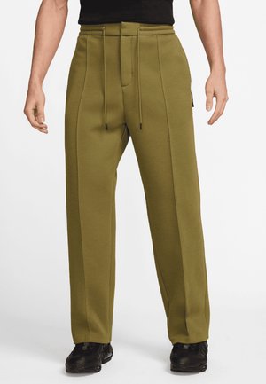TAILORED - Pantalon de survêtement - pacific moss