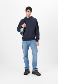 Libertine-Libertine STATE - Kapucnis pulóver - washed navy