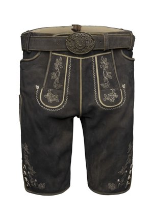 Dunkla läder shorts med intrikata lätta broderier, ett brett bälte med en detaljerad spänne och dekorativa knappar på sidorna.