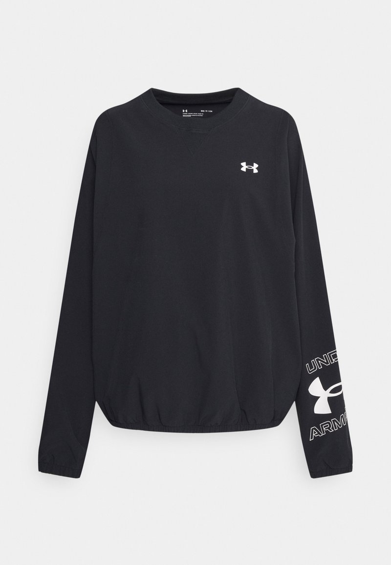 T-shirt de sport noir à manches longues avec col rond, petit logo blanc Under Armour sur la poitrine et grand logo avec texte sur la manche droite.