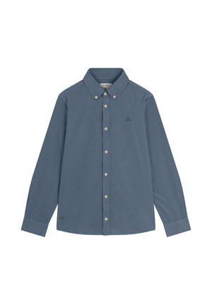 Camisa de botón de manga larga en algodón azul pizarra. Cuenta con un cuello puntiagudo, botones beige y un pequeño logo bordado en el pecho.