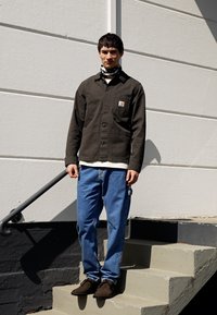 Thumbnail Image 2