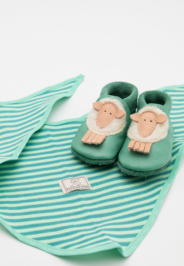 GIFT SCHAF UNISEX SET - Regalos para bebés - grün
