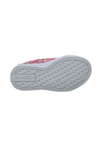 Suela de zapatilla con un patrón rosa y fondo de goma blanca texturizada, con un diseño de tracción en diamante y la marca "Twinkle Toes".