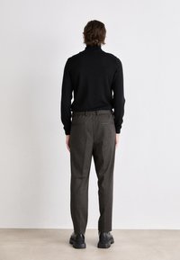 HUGO Broek - medium brown