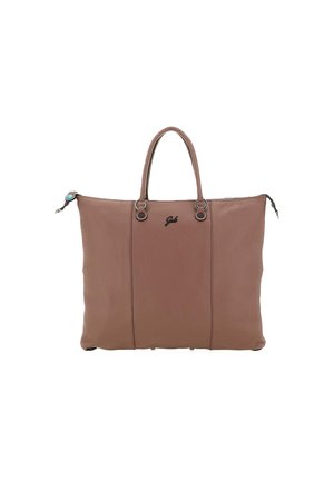 Borsa tote in pelle marrone con due manici superiori, chiusura con zip e logo embossato. Presenta una texture sottile e dettagli in metallo.