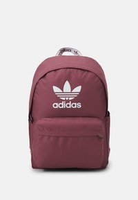 Nepasirinkta, quiet crimson