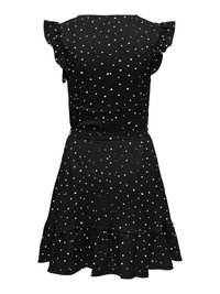 Robe noire sans manches avec des pois blancs irréguliers, épaules à volants, taille cintrée et ourlet à volants.