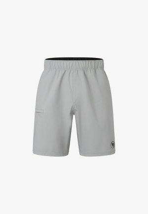 Grijze sportshorts gemaakt van lichtgewicht stof, met een elastische tailleband, zijzak en een logo-label op de linkeronderkant.