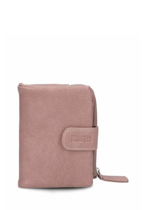 Compact dusty pink leren portemonnee met een drukknopflap en ritsvak, voorzien van een bijpassende leren trekband.