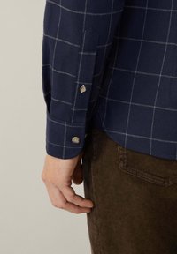 Hackett London WINDOWPANE - Hemd - navy