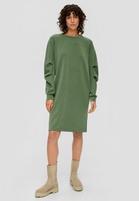 s.Oliver STRETCH - Freizeitkleid - grün