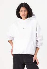 Thumbnail Image 5