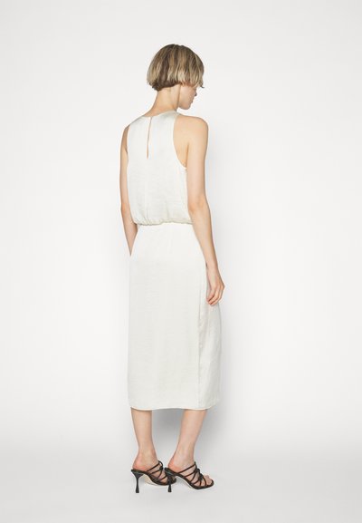 Theory TANK LAYER DR.CRUSHE - Robe de soirée - rice