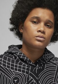 Jordan W J BRKLN FLC PO AOP - Sweatshirt - black