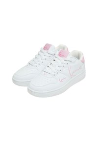 White sneaker made of leather with pink accents. Features perforated toe, laces, and logo detail on the side. Flat rubber sole.