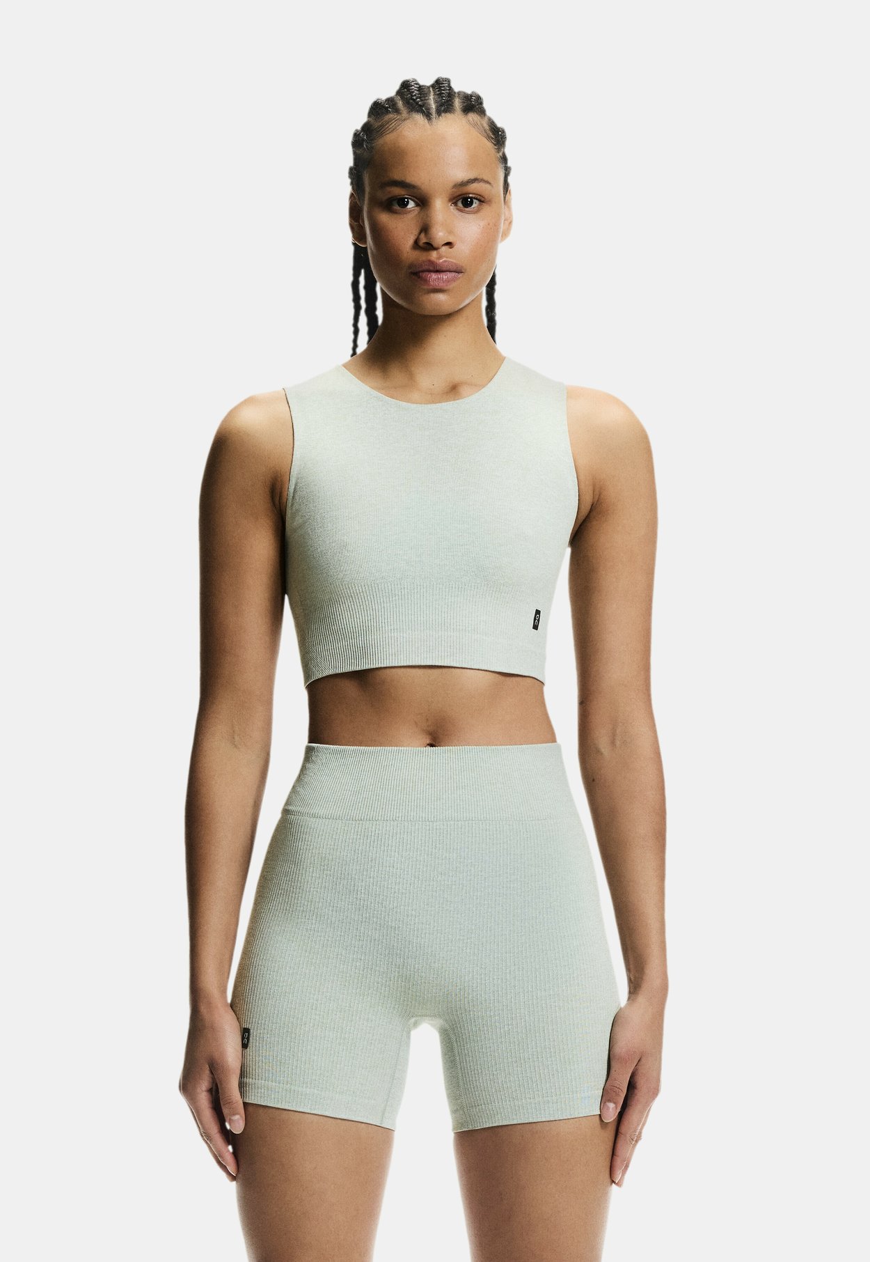 STUDIO CROP - Top