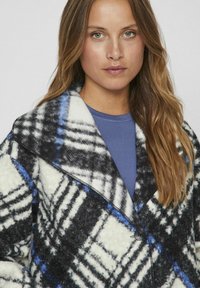 VILA Skraistė  - cloud dancer