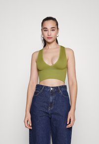 BDG Urban Outfitters JOSIE  - Toppi - avocado