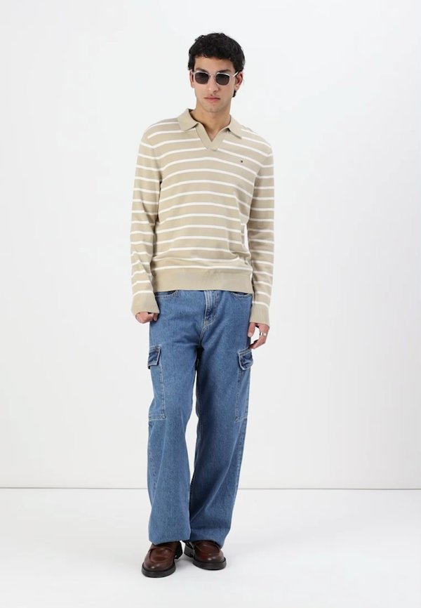 ESSENTIAL JONNY COLLAR - Jumper4