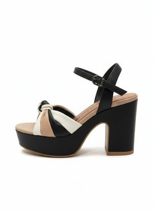 Sandalo con plateau alto e tacco spesso, con cinturino alla caviglia nero e cinturini anteriori annodati multicolore in beige, bianco e nero.