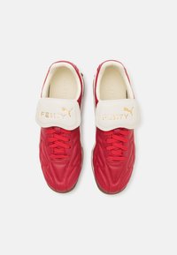 FENTY x PUMA AVANTI UNISEX - Sportcipő - club red