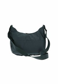 Borsa a spalla in tessuto nero con forma curva, superficie texturizzata, chiusura con zip e tracolla regolabile. Presenta un design elegante e minimalista.