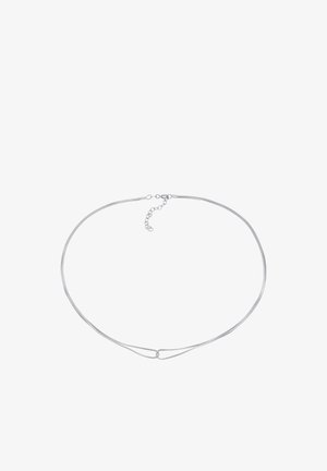 Collier en chaîne d'argent délicat avec un petit pendentif en forme de boucle et un fermoir réglable sur fond blanc.