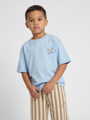 Hummel, HUMMEL HMLMIO BOXY T-SHIRT S/S UNISEX - T-shirts print - cashmere blue