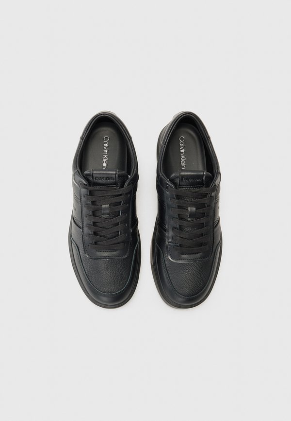 CLEAN CUP - Trainers4