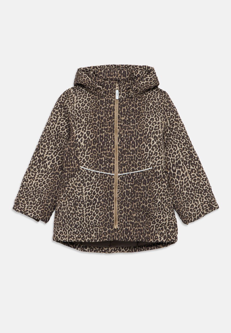 Veste à capuche en imprimé léopard de couleur marron et beige, avec une fermeture éclair à l'avant et des bordures réfléchissantes sur les poches pour plus de visibilité.