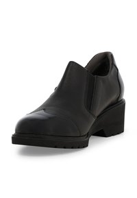 Scarpa nera in pelle con punta lucida, pannelli laterali elastici e tacco robusto. Il design presenta una silhouette elegante e minimalista.