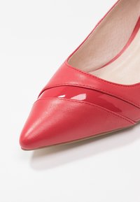 Zign Klasické lodičky - red