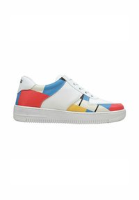 White sneaker with multicolored accents in red, blue, and yellow. Features a smooth leather upper, round toe, and textured rubber sole.