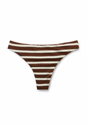 Bas de bikini côtelé à rayures horizontales marron et blanches avec une taille haute découpée sur un fond blanc.
