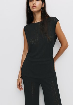 OPEN  - Blus - black