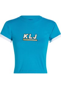 Modrý zkrácený tričko z měkké látky má kulatý výstřih, bílé akcenty na rukávech a výrazné logo "KLJ" s textem "KARL LAGERFELD JEANS" pod ním.